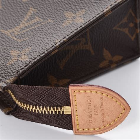 toilette louis vuitton|louis vuitton toiletry pouch 15.